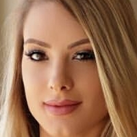 Саванна Джин 14 Голая