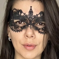 скарлеттбентли Голая