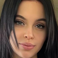 Селена Голая