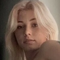 Сибли Дурбороу (ранее известная как Эдит Карл) Голая