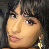 СлэйшСлэйс Голая