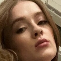 мягкий, но жестокий Голая