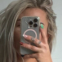 София Дезо Голая