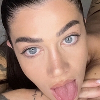 Стелла Торменто Голая