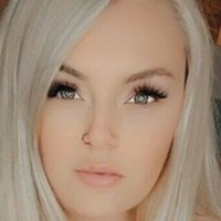 Стелла Коффин Голая