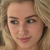 ТС София Шмидт Голая