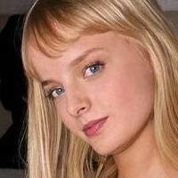 Викибамби Голая