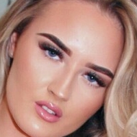 Виксен Голая