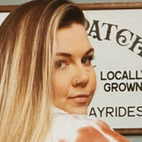 Уоскритта Диксон Голая