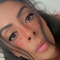 винниями Голая