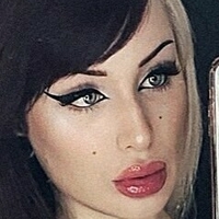 зандра Голая