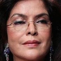 Зинат Аман Голая