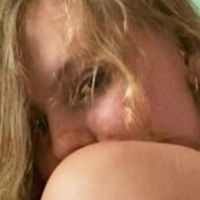 Зои Канестраро Голая